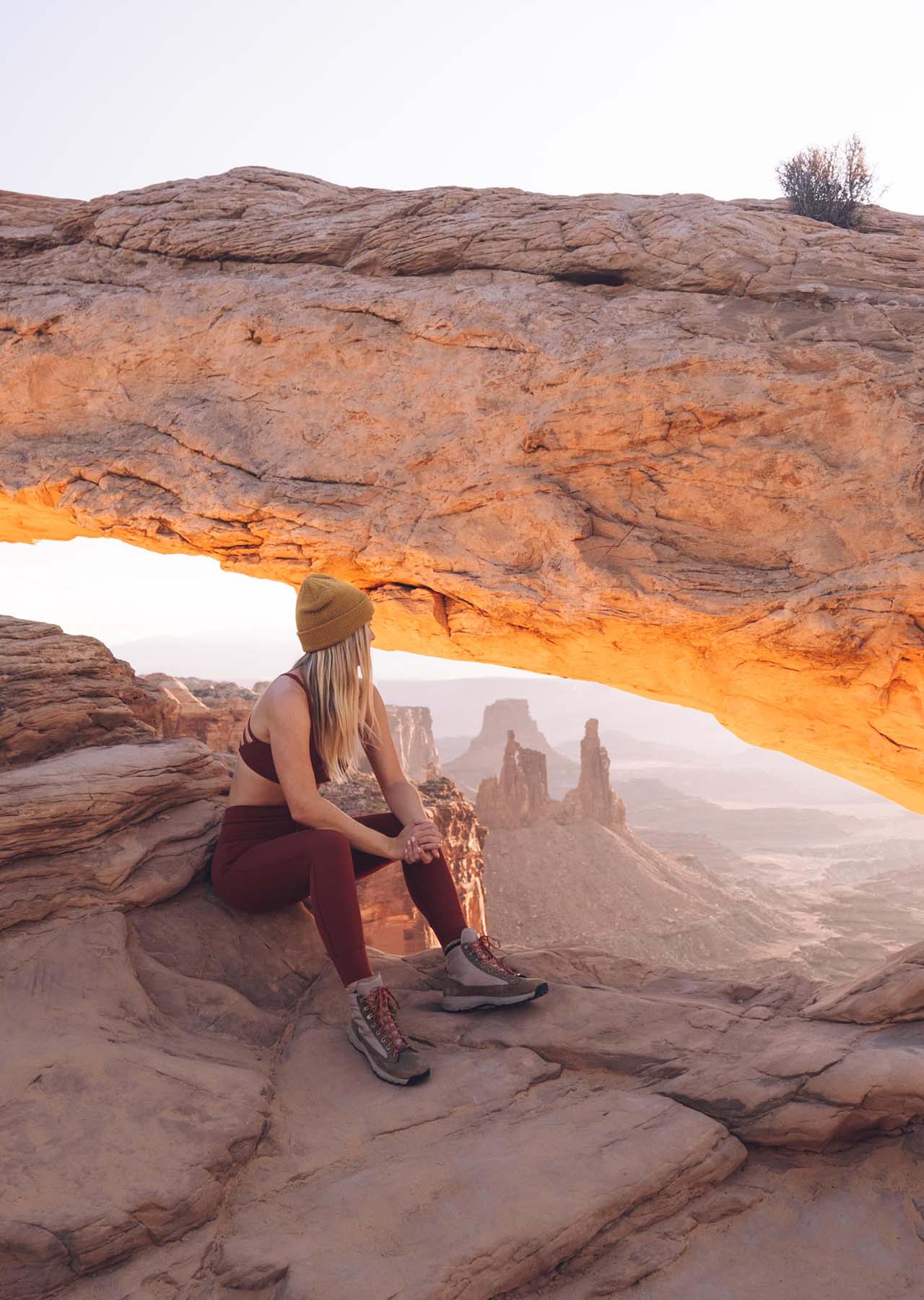 moab utah sunrise arch